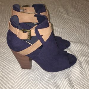 Women’s Blue Velvet Booties